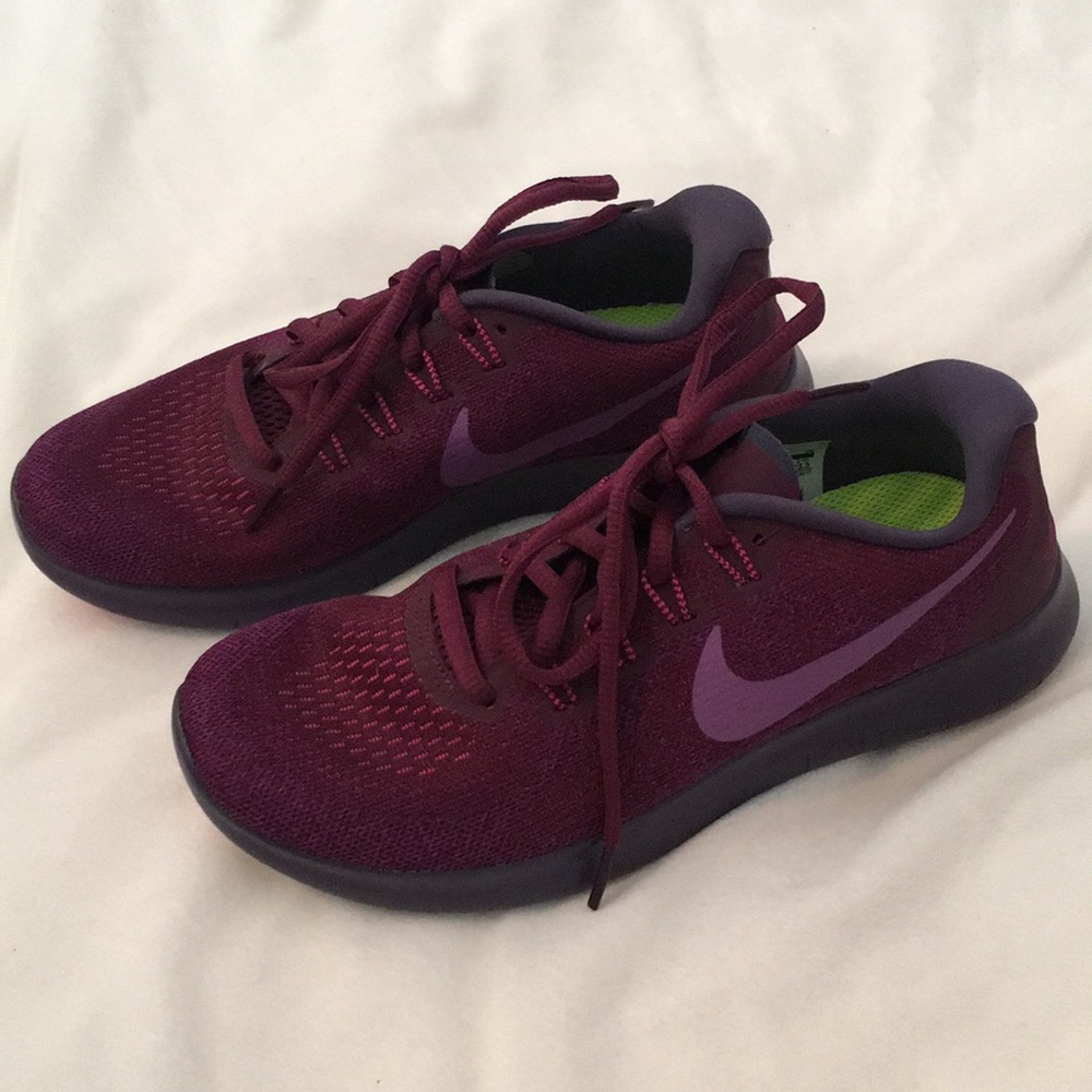 Nike Running Sneakers - NEW - Never Worn